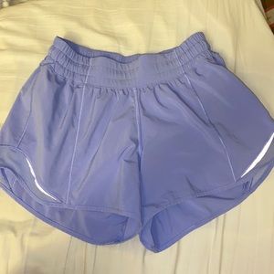 Lululemon Hotty Hots!